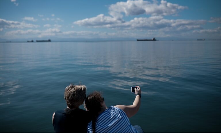 Καιρός 17/8: Γενικά αίθριος, με σποραδικούς όμβρους στα Βόρεια