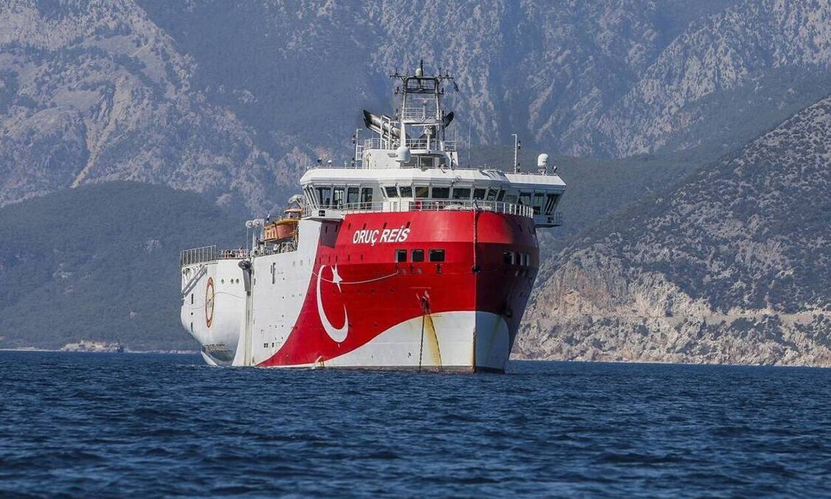 Oruc Reis: Προειδοποιήσεις στα τουρκικά πλοία που το συνοδεύουν ανά 15 λεπτά! (vid)