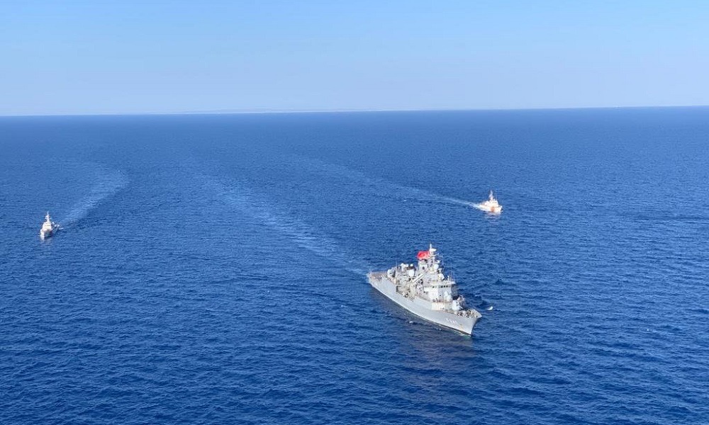 Έμμεση ομολογία της Τουρκίας ότι το Kemal Reis που «ακούμπησε» στο Λήμνος εγκατέλειψε την συνοδεία του Oruc Reis