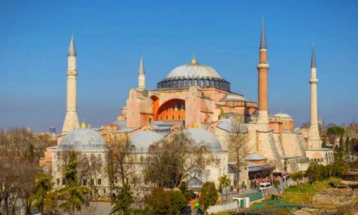 Τουρκία: Πέθανε από καρδιά ο μουεζίνης της Αγιάς Σοφιάς!