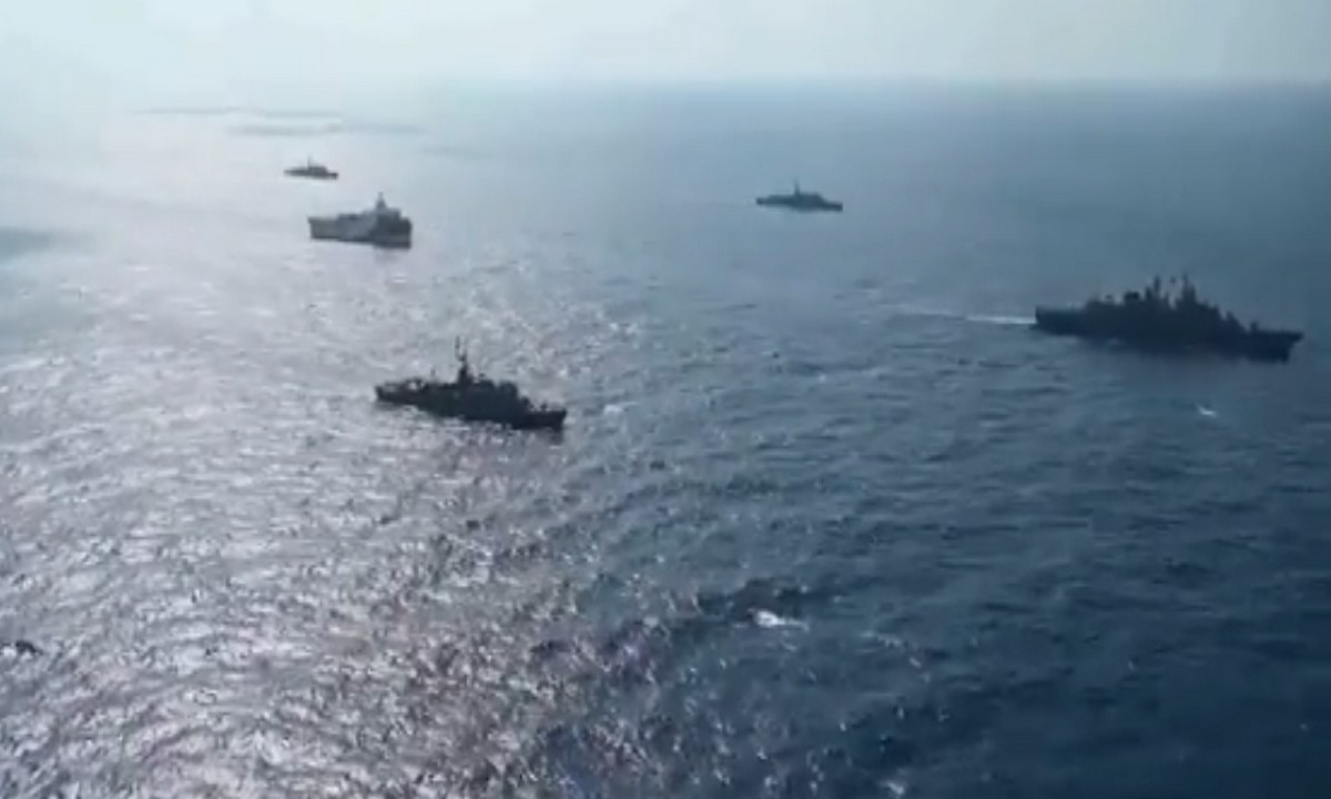 Συνεχίζουν την προπαγάνδα οι Τούρκοι – Video με το Oruc Reis και τα πολεμικά πλοία