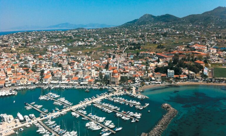 Κορονοϊός: Τεστ στην Αίγινα από κλιμάκιο της Περιφέρειας Αττικής και του ΙΣΑ