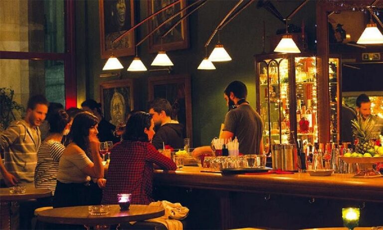 Κορονοϊός: «Ντου» σε συναυλία του Μάλαμα, σφράγισαν μπαρ