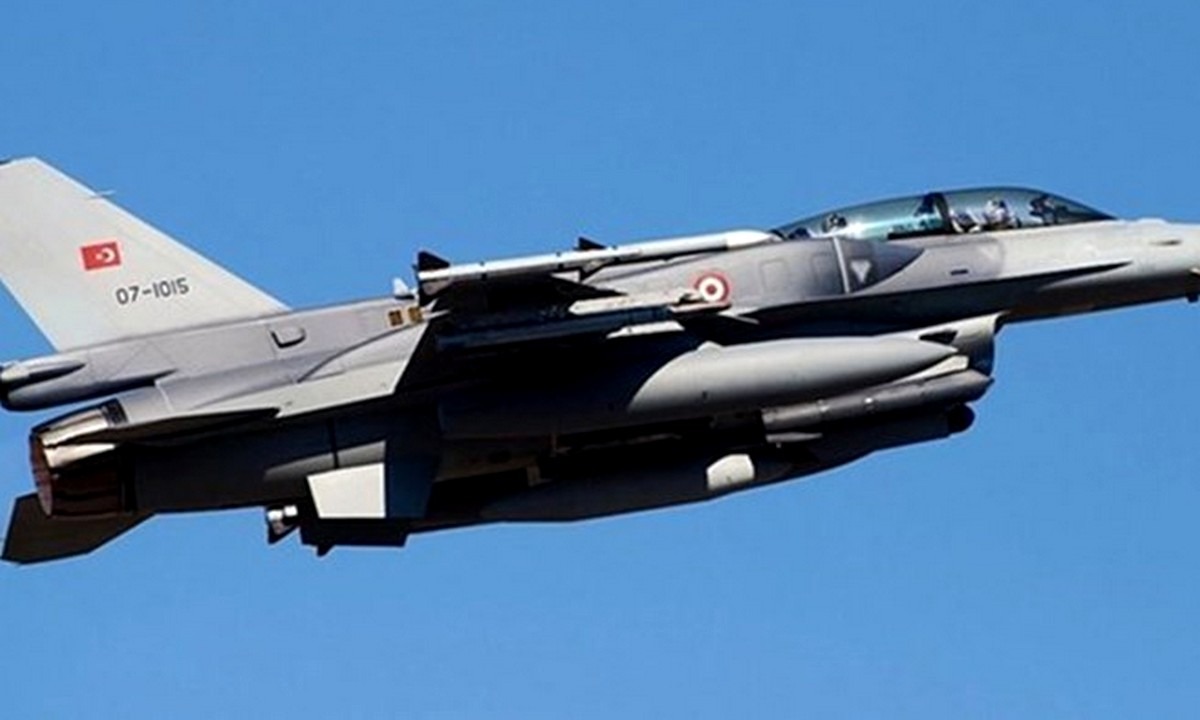 Τουρκικό F-16 κόντεψε να συντριβεί στη Χίο!
