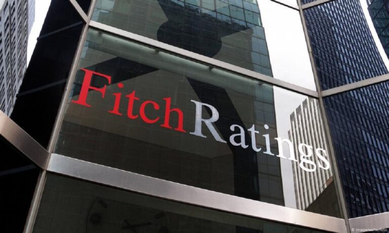 Fitch: Υποβάθμισε την τουρκική οικονομία