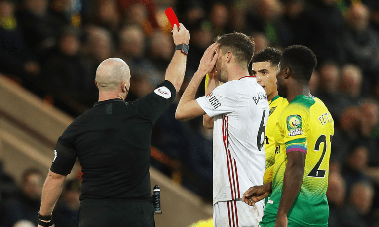 Premier League: Έβηξες; Αποβλήθηκες!