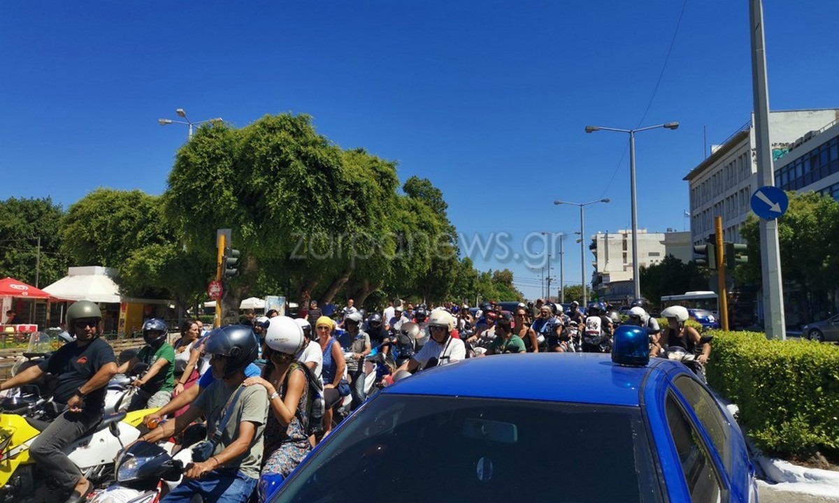 Ξεσηκωμός στα Χανιά με μηχανοκίνητη πορεία – Διαμαρτυρίες κατά των μέτρων για τον κορονοϊό (vid)
