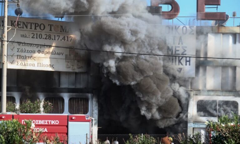 Φωτιά στη Μεταμόρφωση: Ποιοι δρόμοι παραμένουν κλειστοί