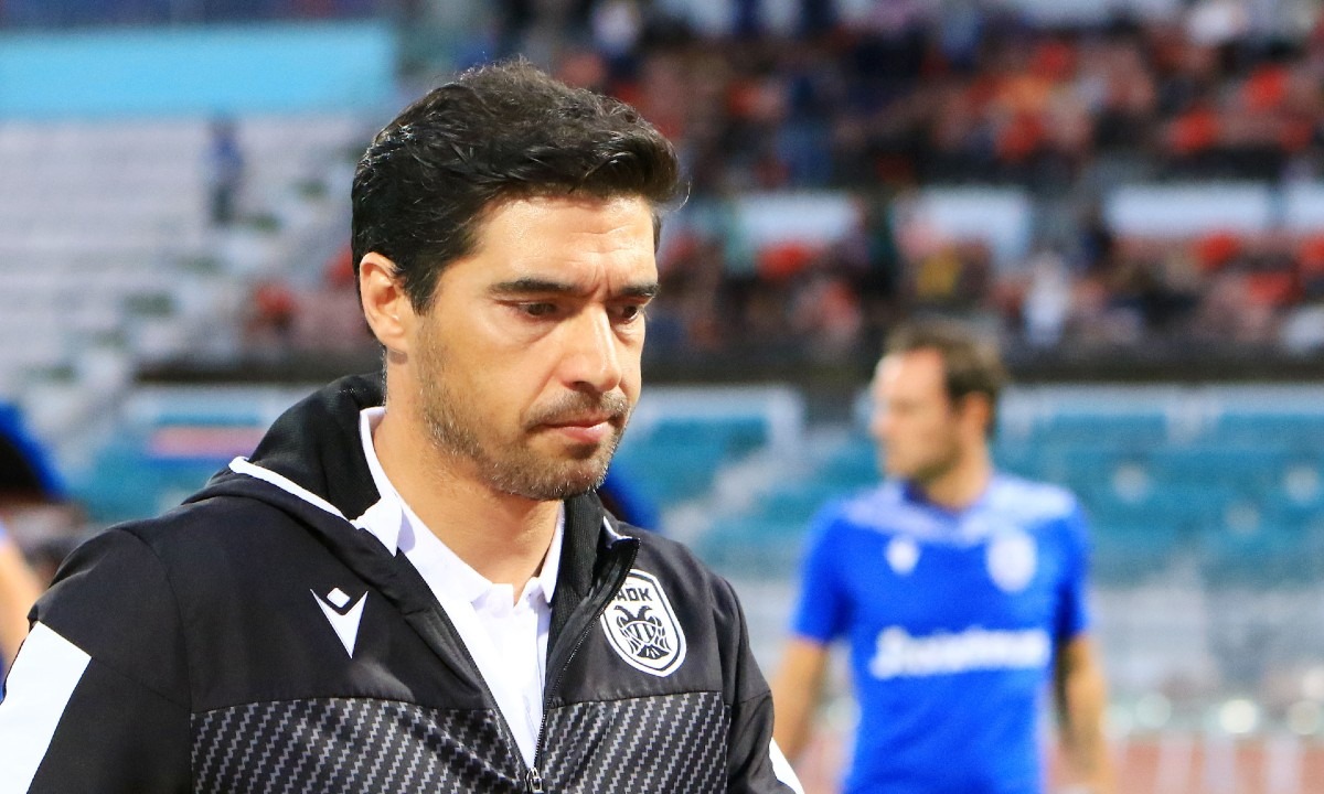 Φερέιρα: «Δεν μπορώ να λέω πως τους εμπιστεύομαι όλους και να μη τους βάζω να παίζουν»