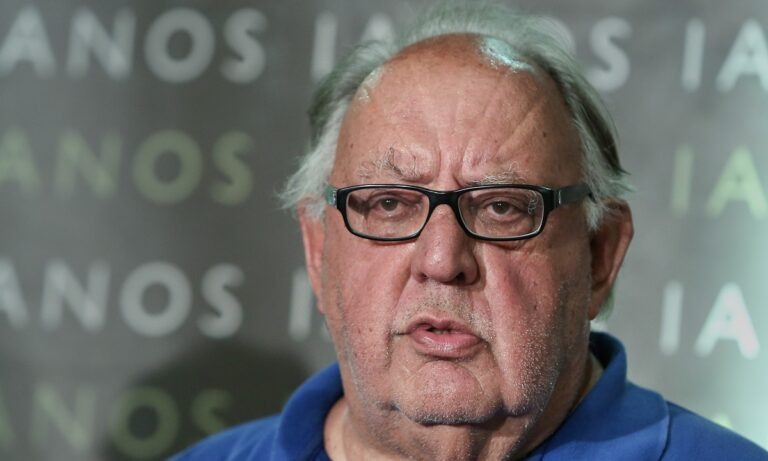 21 Σεπτεμβρίου: Σαν σήμερα το «Μαζί τα φάγαμε» από τον Πάγκαλο