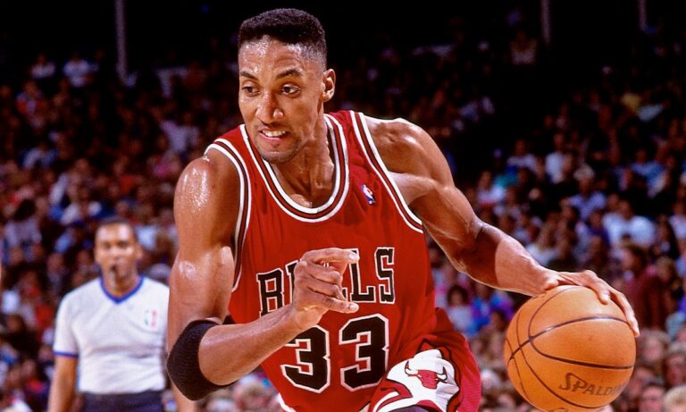 Πίπεν: «Δεν είμαι ο Γιάννης, δεν έχω back to back βραβεία MVP»