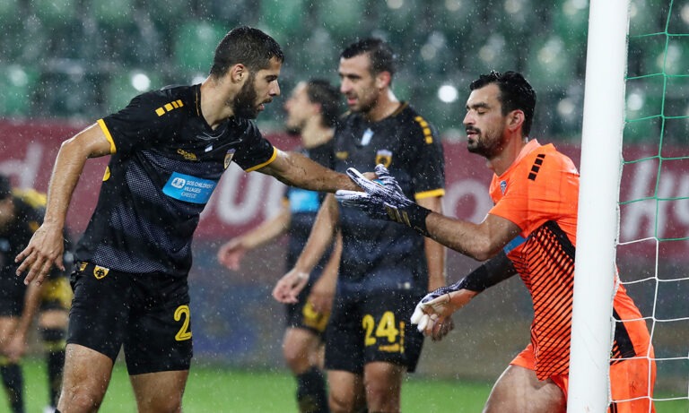 Σεντ Γκάλεν – ΑΕΚ: Παραλίγο αυτογκόλ Ινσούα, τρομερός Τσιντώτας! (vid)