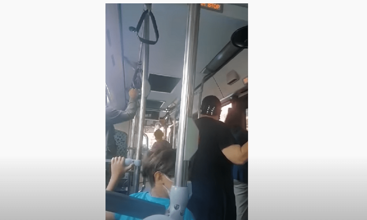 Οδηγός λεωφορείου σε γυναίκα επιβάτη: «Άντε στο δια… χοντρή πατσαβούρα!» (vids)