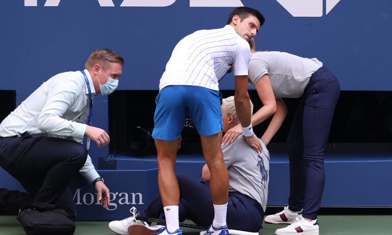 US Open: Αποβλήθηκε ο Τζόκοβιτς γιατί χτύπησε επόπτρια! (vids)