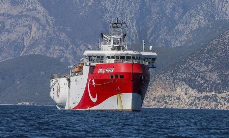 Yeni Safak: «Νέα Navtex για το Oruc Reis- Θα φτάσει μέχρι Καστελόριζο και Ρόδο»