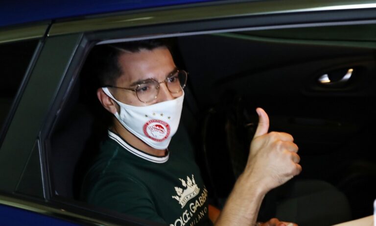 Ολυμπιακός: Έφτασε στην Αθήνα ο Πέπε – «Ευτυχισμένος που ήρθα σε μια πολύ μεγάλη ομάδα»