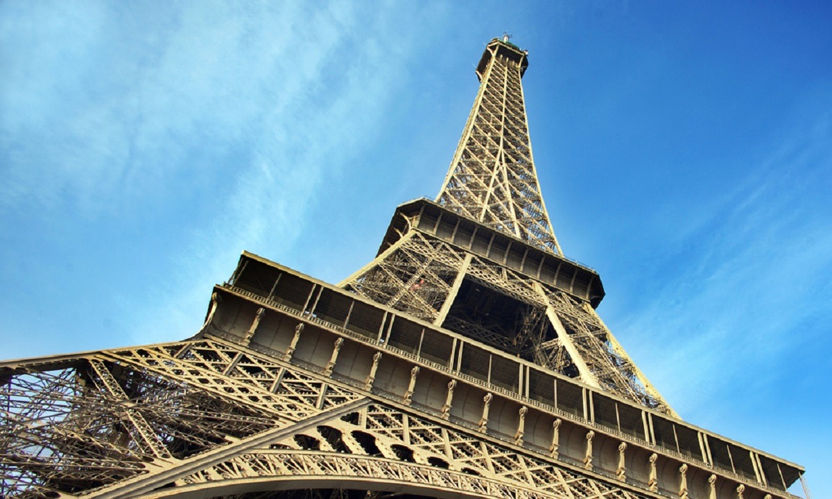 Πύργος του Άιφελ: Λήξη συναγερμού στο Παρίσι