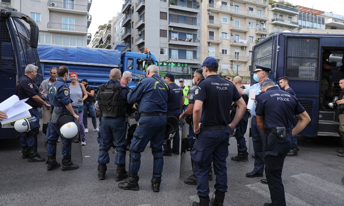 Live Streaming: Η συγκέντρωση έξω από το Εφετείο για την απόφαση στη δίκη της Χρυσής Αυγής