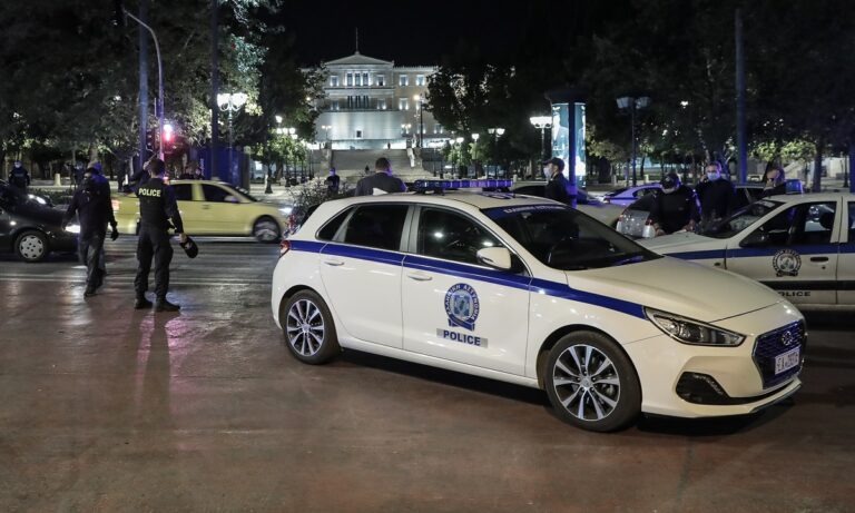 Απαγόρευση κυκλοφορίας: Βροχή» προστίμων την πρώτη ημέρα εφαρμογής των νέων μέτρων