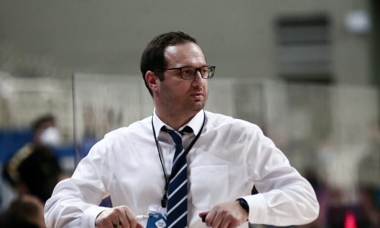 Λάρισα: «Διαζύγιο»  με τον Λίνο Γαβριήλ