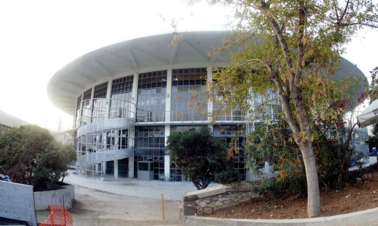 Άρης: Τεστ κορονοϊού έξω από το Παλέ – Δεν προπονήθηκαν οι «κιτρινόμαυροι»