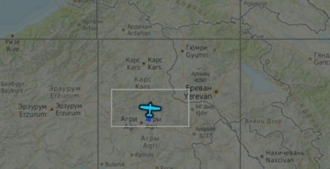 Τουρκία: Τα τουρκικά drone Bayraktar TB2 παρακολουθούν συνεχώς τη δραστηριότητα στα σύνορα με την Αρμενία. 