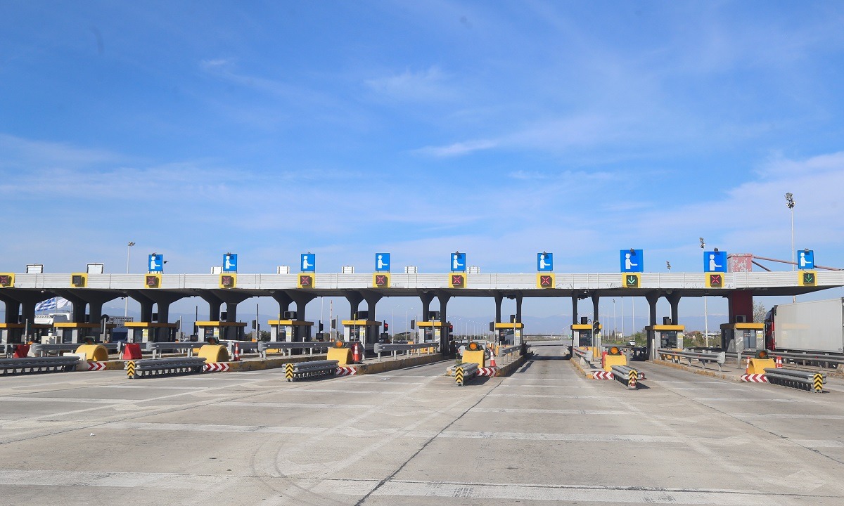 Διόδια: Πότε ξεκινάει η διέλευση από τα διόδια με ένα e-pass