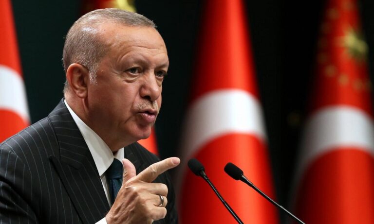New York Times – Άρθρο… φωτιά: «Πώς να σταματήσουμε τον Ερντογάν»