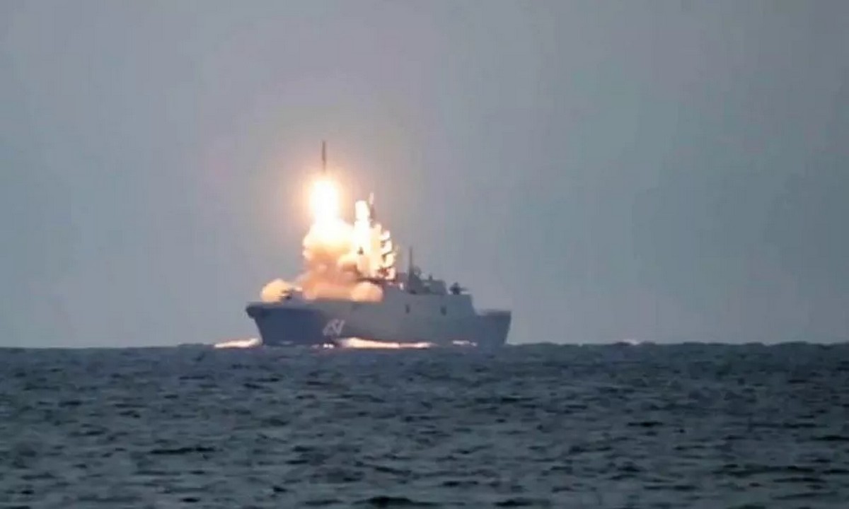 Ρωσία: Η εκτόξευση του υπερηχητικού πυραύλου Zircon (vid)