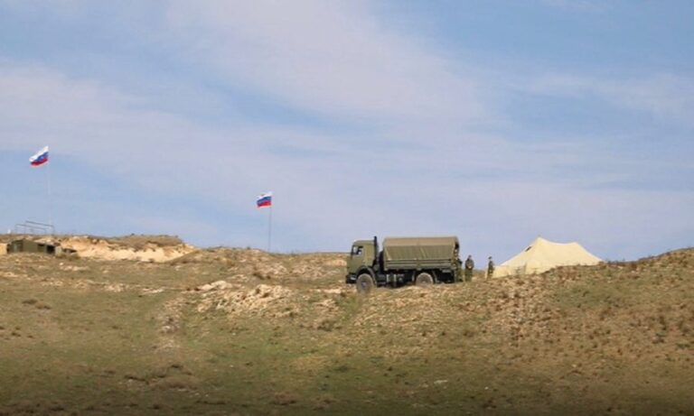 Ρωσία: Ρώσοι στα σύνορα του Ναγκόρνο Καραμπάχ – Πανικός στην Τουρκία