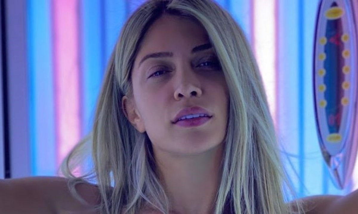 Big Brother: Η Σοφία Δανέζη topless μπροστά στην κάμερα (pics)