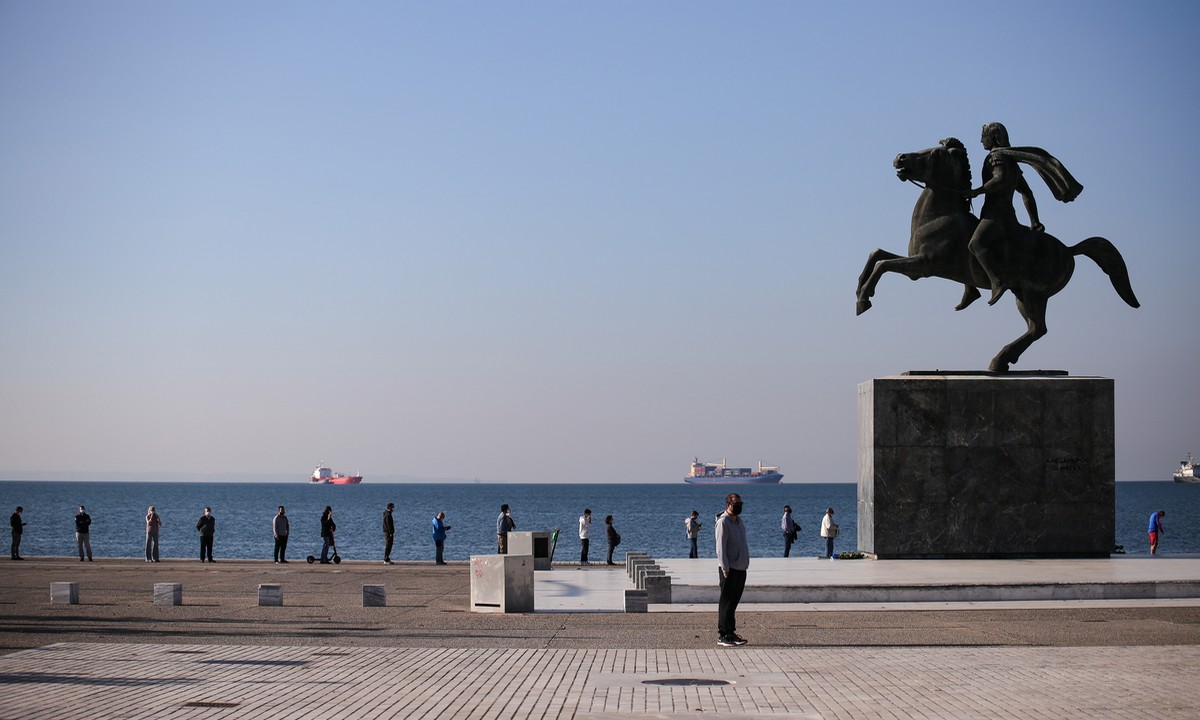 ΕΠΙΣΗΜΟ: Σε lockdown Θεσσαλονίκη, Λάρισα και Ροδόπη