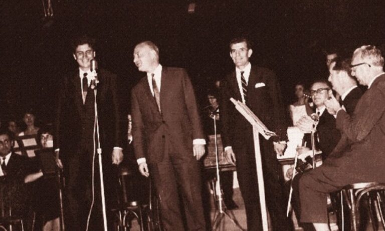 1964 – «Άξιον Εστί»: Όταν το εμβληματικό έργο έκανε πρεμιέρα στο θέατρο REX