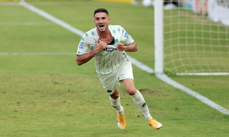 Μακέντα: «Είμαστε πεινασμένοι, δεν πανηγύρισα για την ισοπαλία»