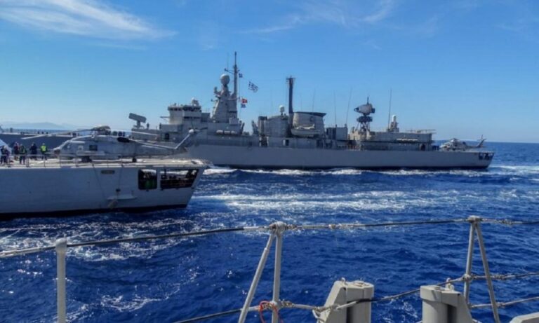 Ελληνοτουρκικά: Φρεγάτες και υποβρύχια στο Καστελόριζο τώρα!