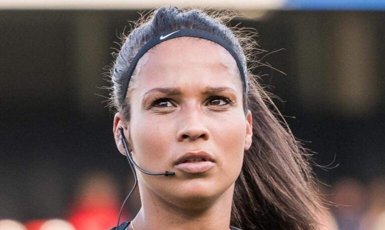 Σόνα Σούκρουλα: Έπαθαν πλάκα με την διαιτήτρια του Ελλάδα-Ουκρανία!