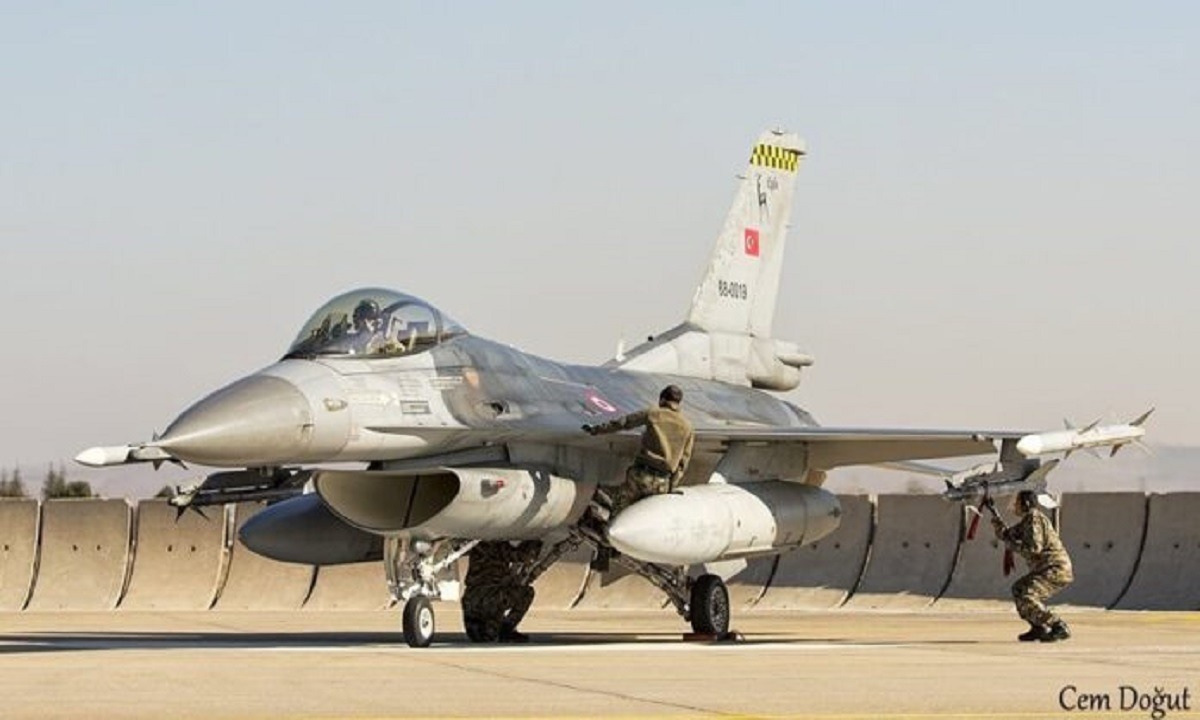 Τουρκικά F-16: Νεκροφόρες – Θέλουν να προσθέσουν 4.000 ώρες ζωής οι Τούρκοι