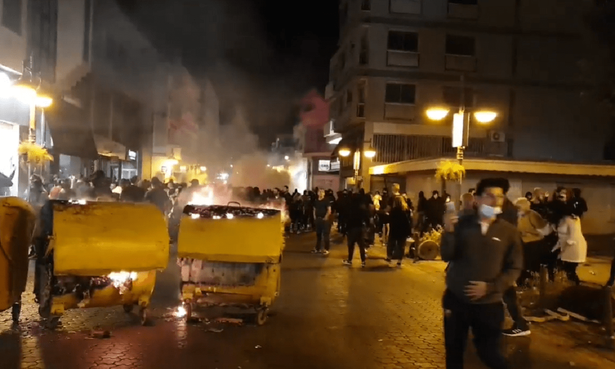 Κύπρος: Χαμός στη Λεμεσό λόγω των περιοριστικών μέτρων (pic, vids)