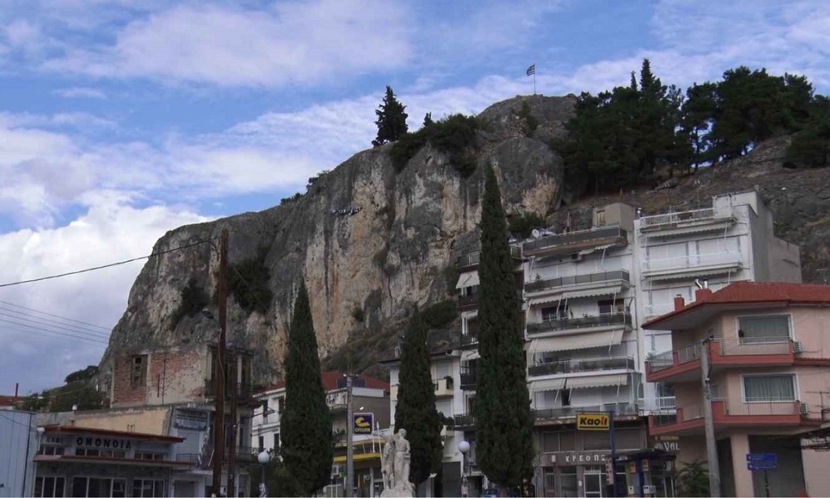 Ένα τραγούδι αφιερωμένο στους Σιδεροκαστρίτες…