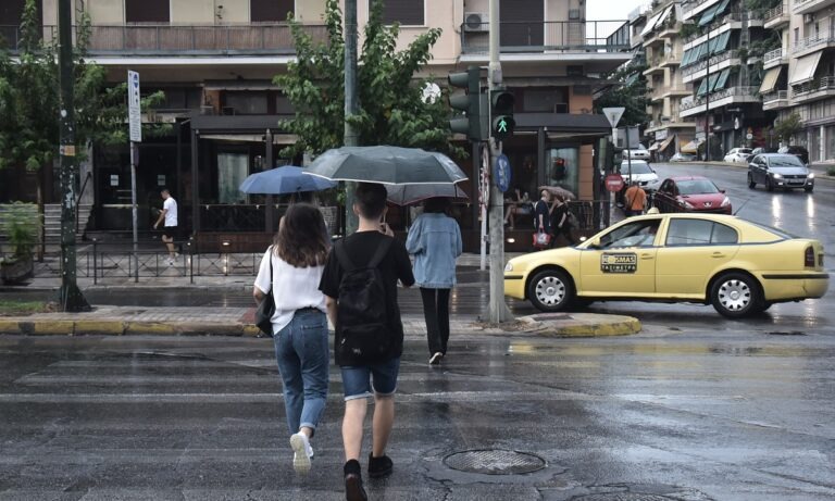 Καιρός (23/4): Βροχές την Παρασκευή – Σε ποιες περιοχές θα βρέξει (vid)