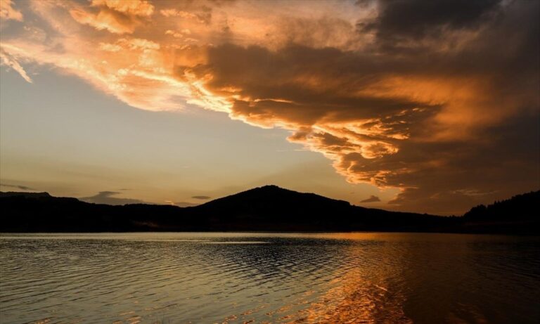 Καιρός 27/11: Αίθριος με πολλά μποφόρ