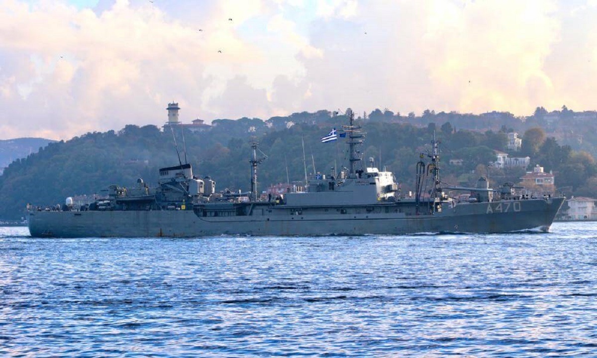 Ελληνοτουρκικά: Ελληνικό πολεμικό πλοίο να περνάει τον Βόσπορο απαθανάτησαν Τούρκοι παρατηρητές - Αμηχανία στην Άγκυρα αλλά ανύμπορη να αντιδράσει.