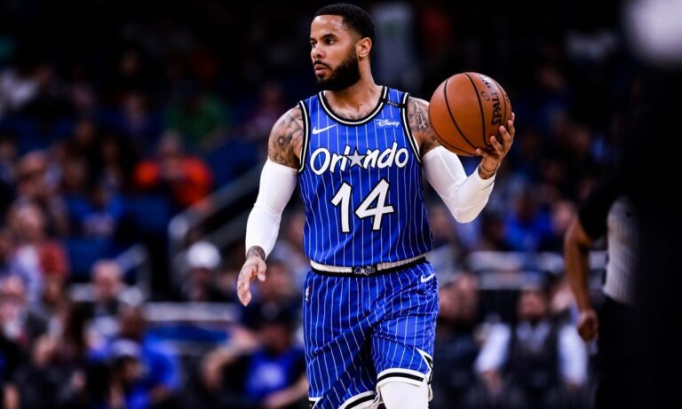 Μπακς: Επίσημα «Ελάφι» ο Ντι Τζέι Όγκουστιν (vid)