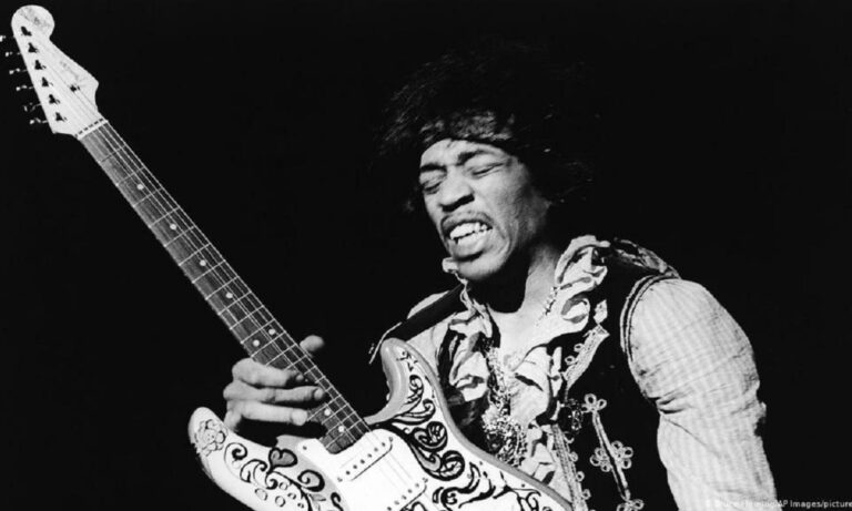 27 Νοεμβρίου 1942: Γεννιέται ο θρύλος της ροκ Τζίμι Χέντριξ (vids)