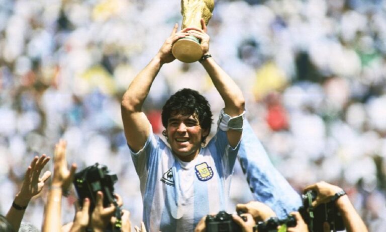 Μαραντόνα: Το ERTFLIX μας θυμίζει τον θρύλο του παγκοσμίου ποδοσφαίρου με ένα εξαιρετικό αφιέρωμα