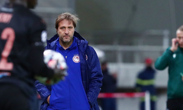 Μαρτίνς: «Όσοι έπαιξαν προσπάθησαν. Για να προκριθούμε πρέπει να σκοράρουμε»