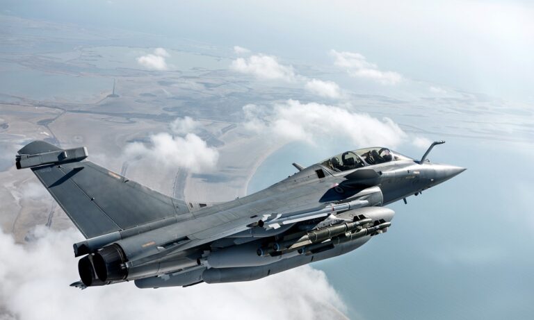 Ελληνοτουρκικά: Με Meteor & Scalp τα πρώτα 6 Rafale στην Τανάγρα