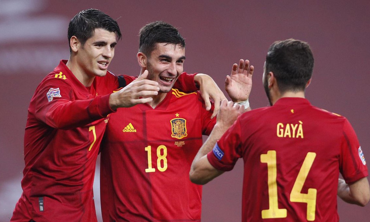 Ισπανία – Γερμανία 6-0: Ιστορική 6άρα των «Φούριας Ρόχας»! (vid)