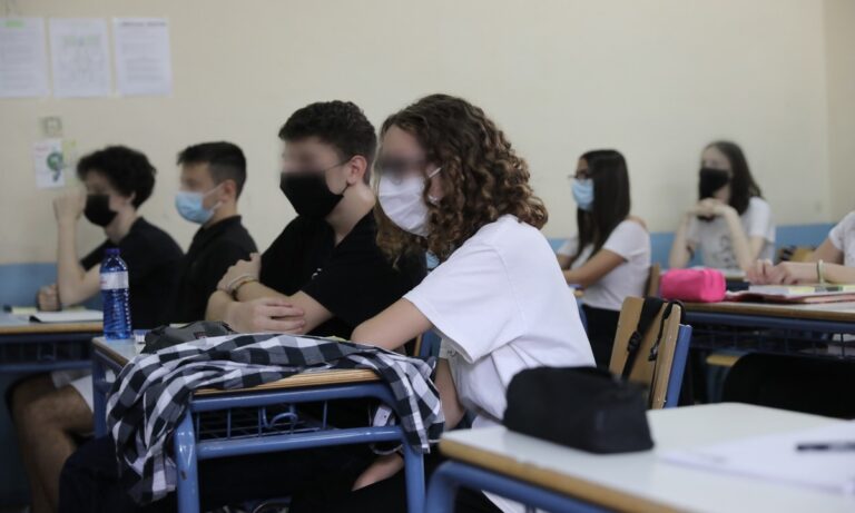 Κορονοϊός – Ελλάδα: Τι θα γίνει με τα σχολεία