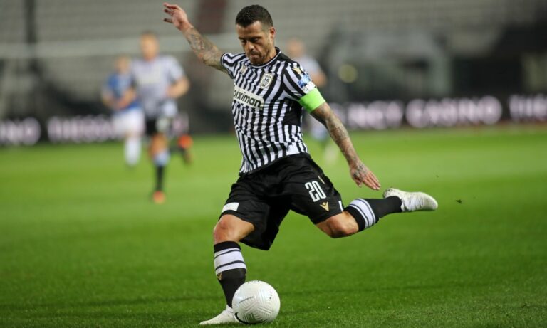 ΠΑΟΚ: Βιεϊρίνια και Καγκάβα στα «πιτς» – Μπήκε ο Νινούα